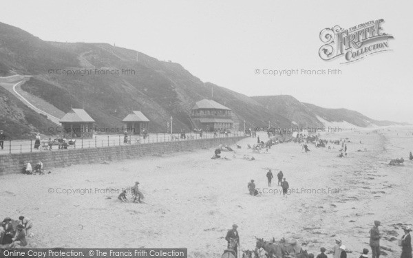 Photo of Saltburn By The Sea, The Sands 1913