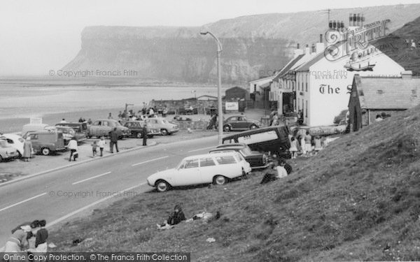 Photo of Saltburn By The Sea, The Ship Inn c.1965