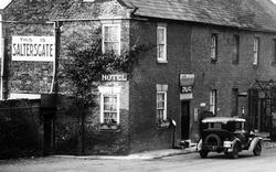 The Saltersgate Inn c.1932, Saltergate