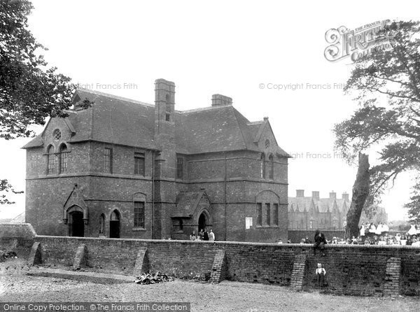 Photo of Saltney, Wood Memorial School 1906