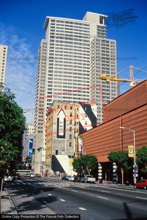 Photo of San Francisco, The San Francisco Museum Of Modern Art 2002