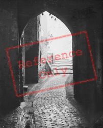 Archway c.1939, San Remo