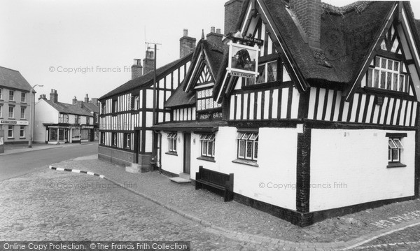 Photo of Sandbach, Ye Olde Blacke Beare c.1965