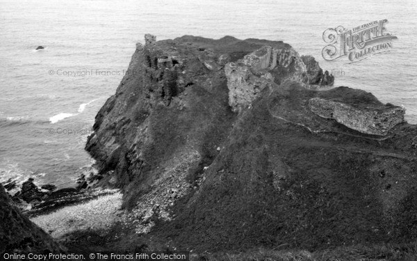Photo of Sandend, Findlater Castle 1961