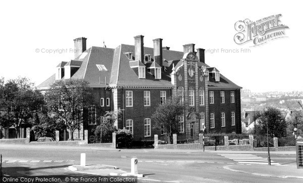Photo of Sanderstead, St Anne's College c.1965
