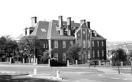 Sanderstead, St Anne's College c1965