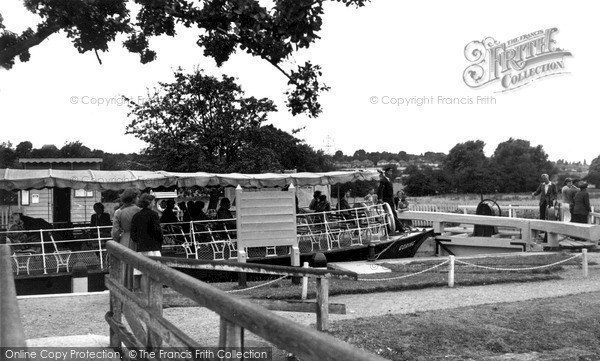 Photo of Sandford On Thames, The Lock c.1955