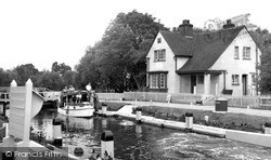 The Lock c.1955, Sandford-on-Thames