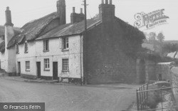 The Well And Old Houses c.1950, Sandford