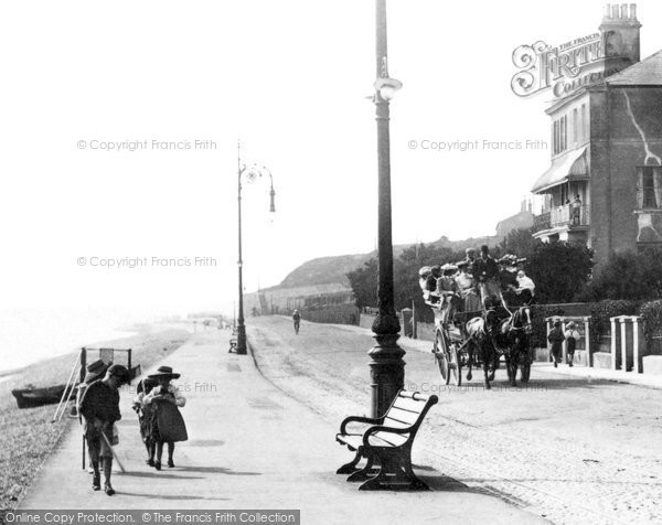 Photo of Sandgate, Carriage, Gloster Terrace 1905