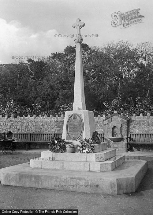 Photo of Sandgate, The War Memorial 1921