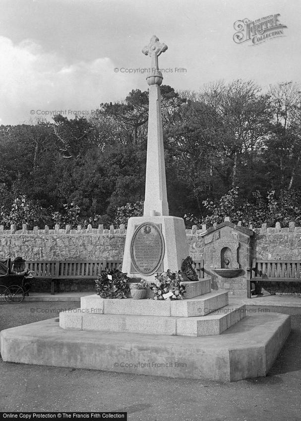 Sandgate, the War Memorial 1921