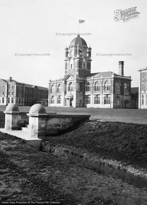 Sandhurst, Royal Military College, the Officers' Mess 1911