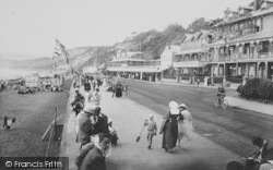 The Parade 1913, Sandown