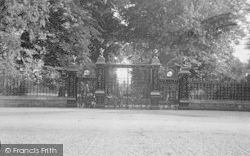 Norwich Gates 1908, Sandringham