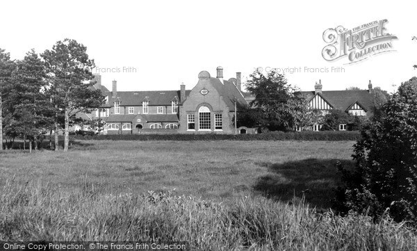 Photo of Sandwich, Manwood School c.1955