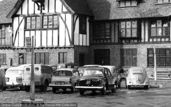 Photo of Sandwich, Parked Cars, The Guildhall c.1960