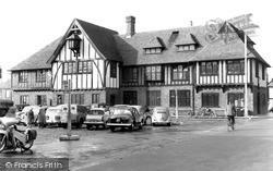 The Guildhall c.1960, Sandwich