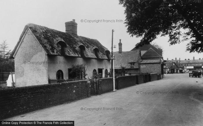 Photo of Sandy, Park Lane 1929