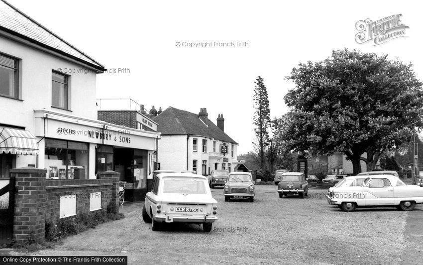 Sarisbury Green, the Parade c1965