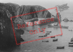 Creux Harbour 1894, Sark