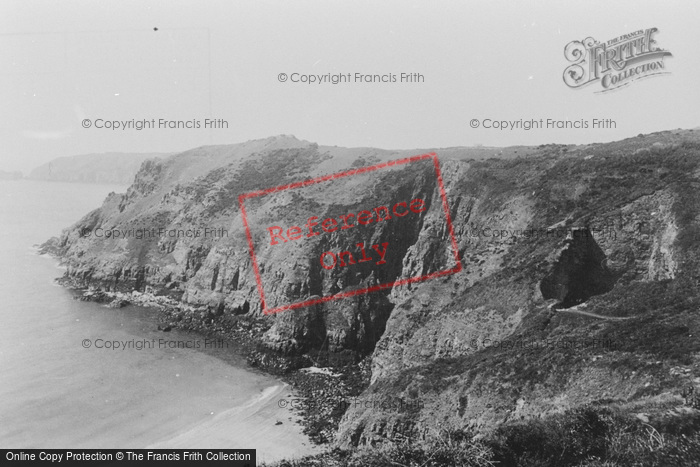 Photo of Sark, Derrible Bay, Creux 1893