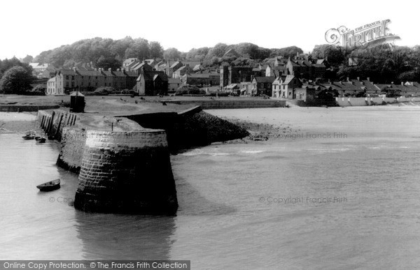 Photo of Saundersfoot, Bay View c.1950