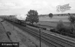 Train c.1952, Saxilby