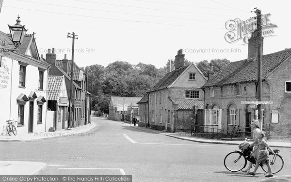 Photo of Saxmundham, Church Street c1955