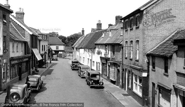 Photo of Saxmundham, Market Place c.1955