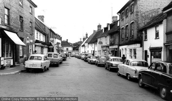 Photo of Saxmundham, Market Place c.1960