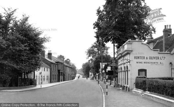Photo of Saxmundham, South Approach c.1950