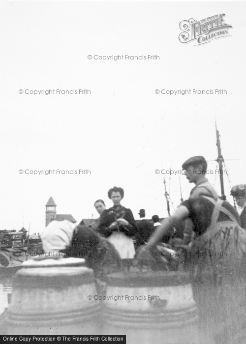 Photo of Scarborough, Fisher Girls At Work 1908