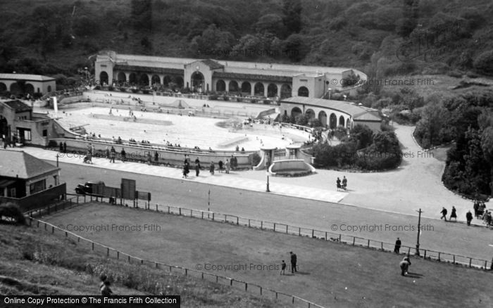 Photo of Scarborough, North Bay Bathing Pool c.1950