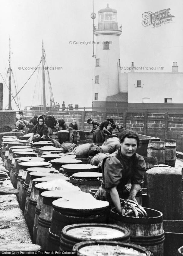 Scarborough, Scottish Fisher-Girls Salting Herring on the Pier c1895
