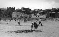 The Beach c.1960, Scarborough
