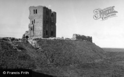 The Castle 1953, Scarborough