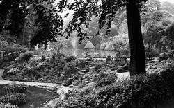 The Gardens 1951, Scarborough