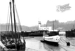 The Harbour c.1950, Scarborough