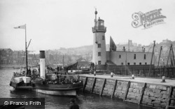 Vincents Pier And Lighthouse 1890, Scarborough