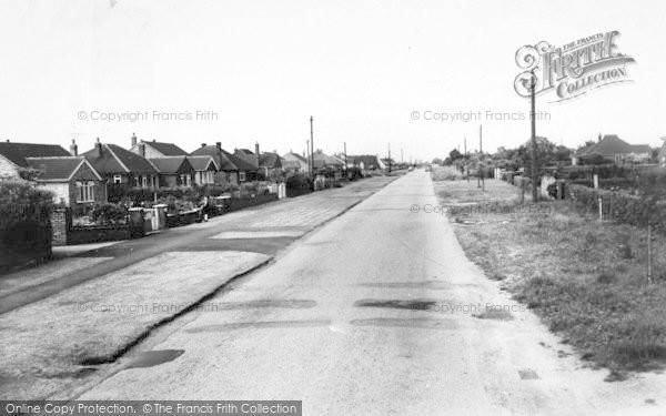 Photo of Scawby, Messingham Lane c.1960