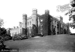 Palace, South West 1899, Scone