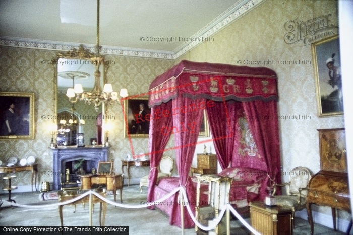 Photo of Scone, Palace, The Ambassador's Room 1983