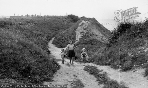 Photo of Scratby, Cliff Walk c.1955