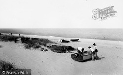 The Beach c.1960, Scratby