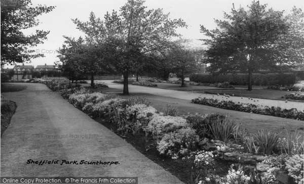 Photo of Scunthorpe, Sheffield Park c.1960