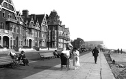 Esplanade Looking East 1921, Seaford