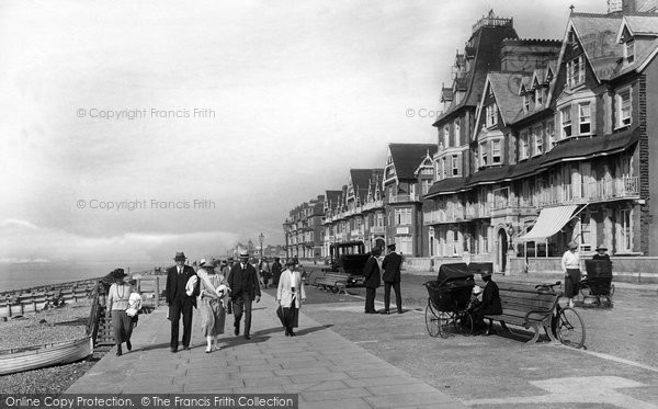 Photo of Seaford, Esplanade Looking West 1921