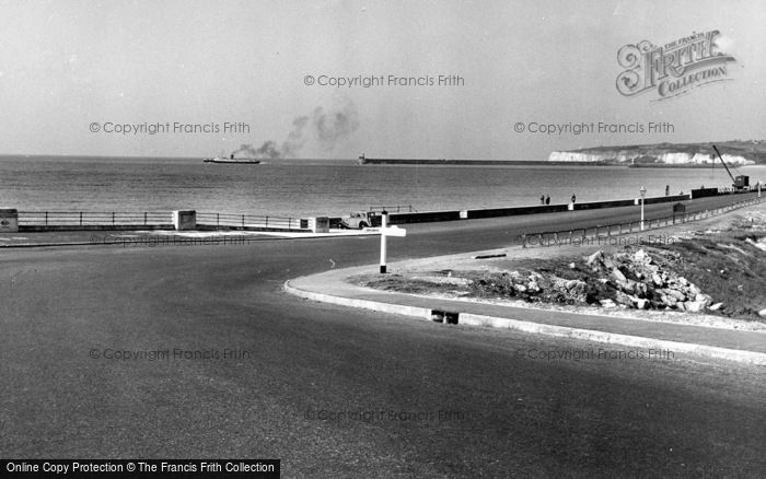 Photo of Seaford, The Embankment c.1950