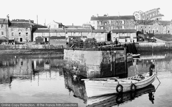 Seahouses, the Harbour c1936